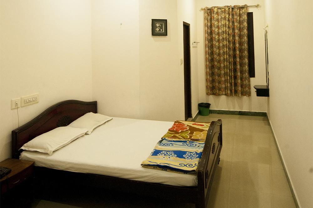 Finestays Shanti Priya Kolkata Eksteriør bilde